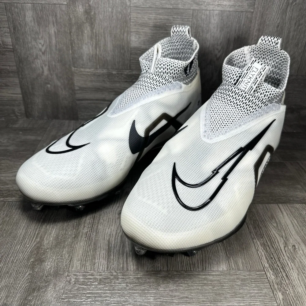 Nike Alpha Menace Elite 3 Men 13.5W White Flyknit Football Cleat NEW DR5661-100